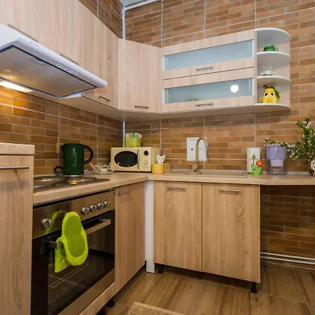 Spacious In The Center! Everything Nearby Apartment *